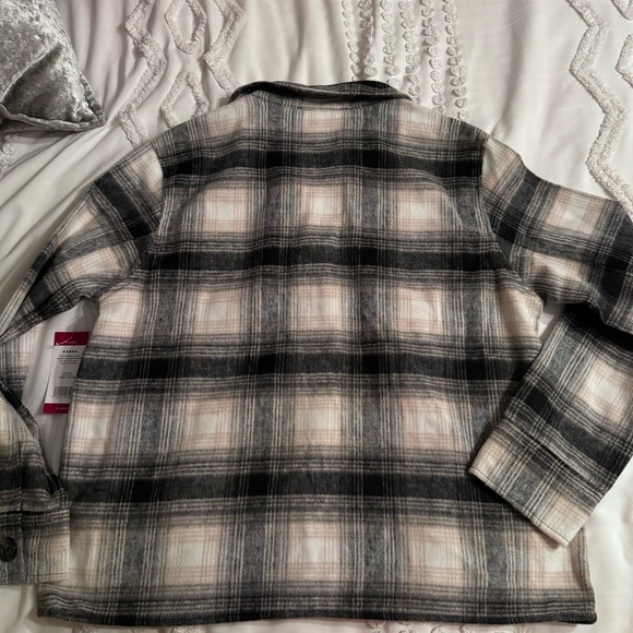 BB Dakota Steve Madden Shacket - Picture 3 of 6